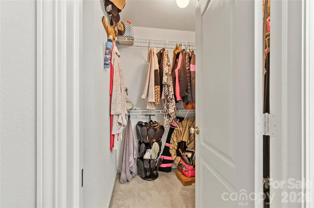 1143 Adirondak Drive Gastonia NC 28052