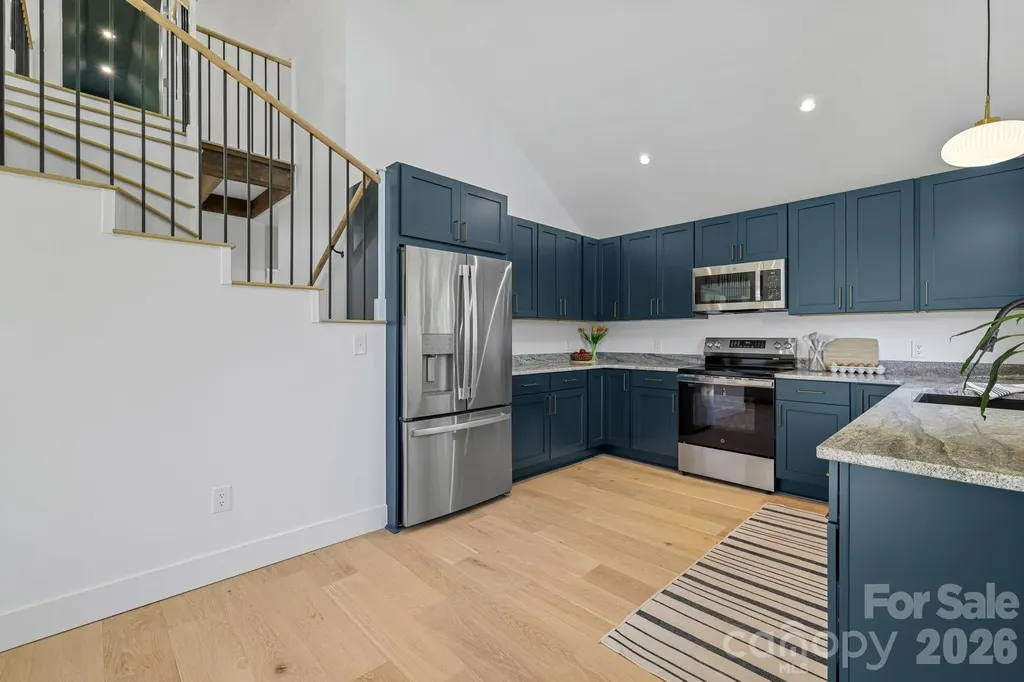 523 Harrison Avenue Franklin NC 28734