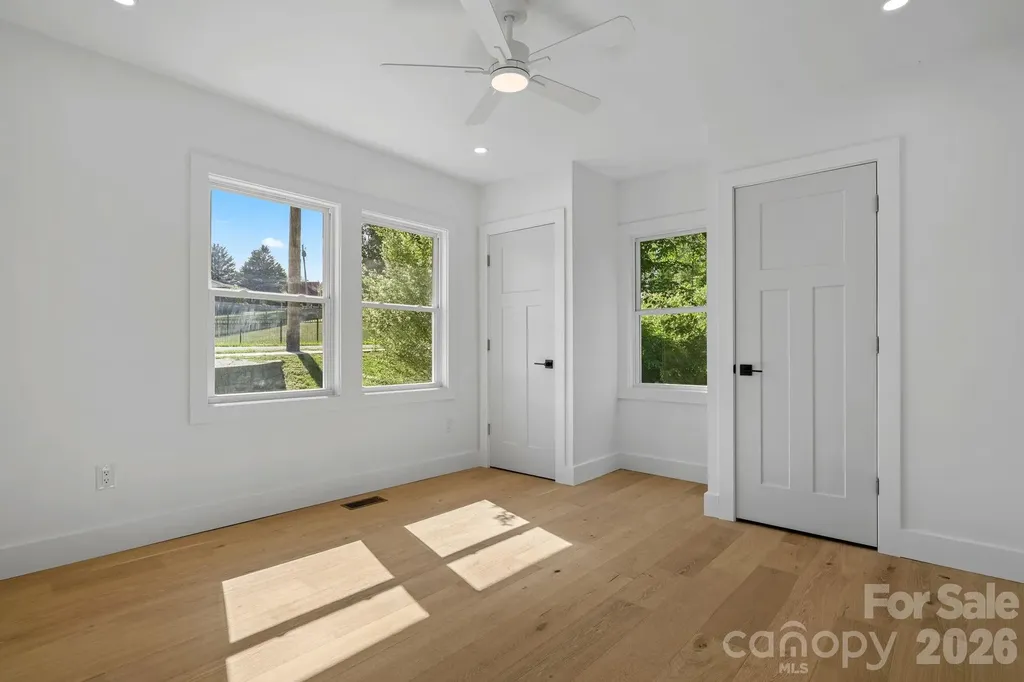 523 Harrison Avenue Franklin NC 28734