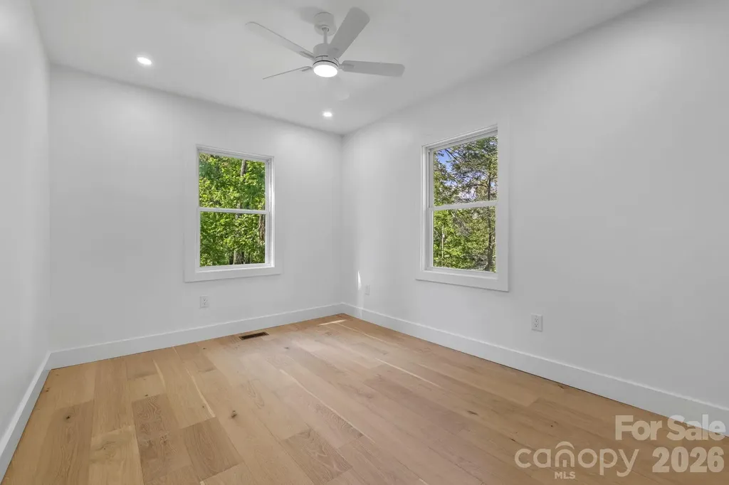 523 Harrison Avenue Franklin NC 28734