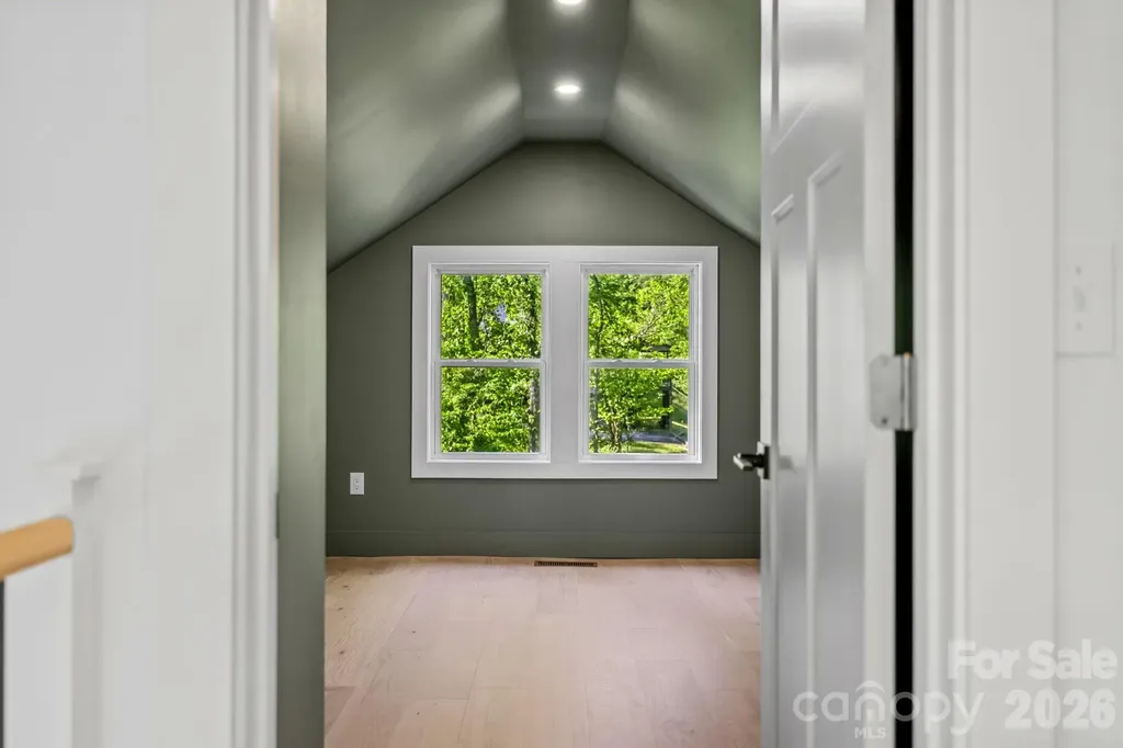 523 Harrison Avenue Franklin NC 28734