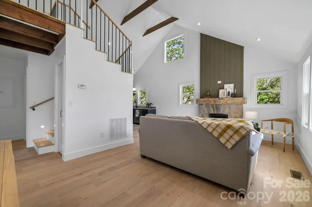 523 Harrison Avenue Franklin NC 28734