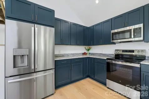 523 Harrison Avenue Franklin NC 28734