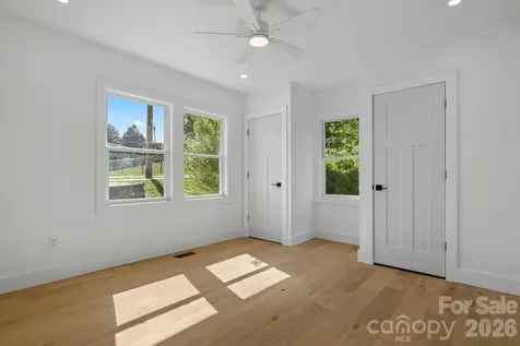 523 Harrison Avenue Franklin NC 28734