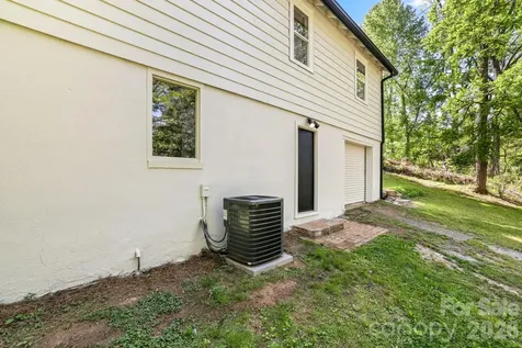 523 Harrison Avenue Franklin NC 28734