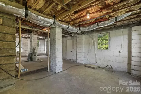 523 Harrison Avenue Franklin NC 28734