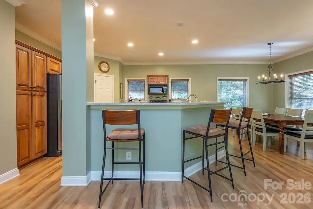 39 Rogers Creek Drive Bakersville NC 28705