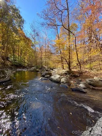 39 Rogers Creek Drive Bakersville NC 28705