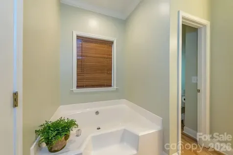 39 Rogers Creek Drive Bakersville NC 28705