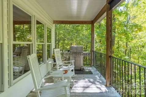 39 Rogers Creek Drive Bakersville NC 28705