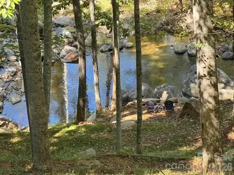 39 Rogers Creek Drive Bakersville NC 28705