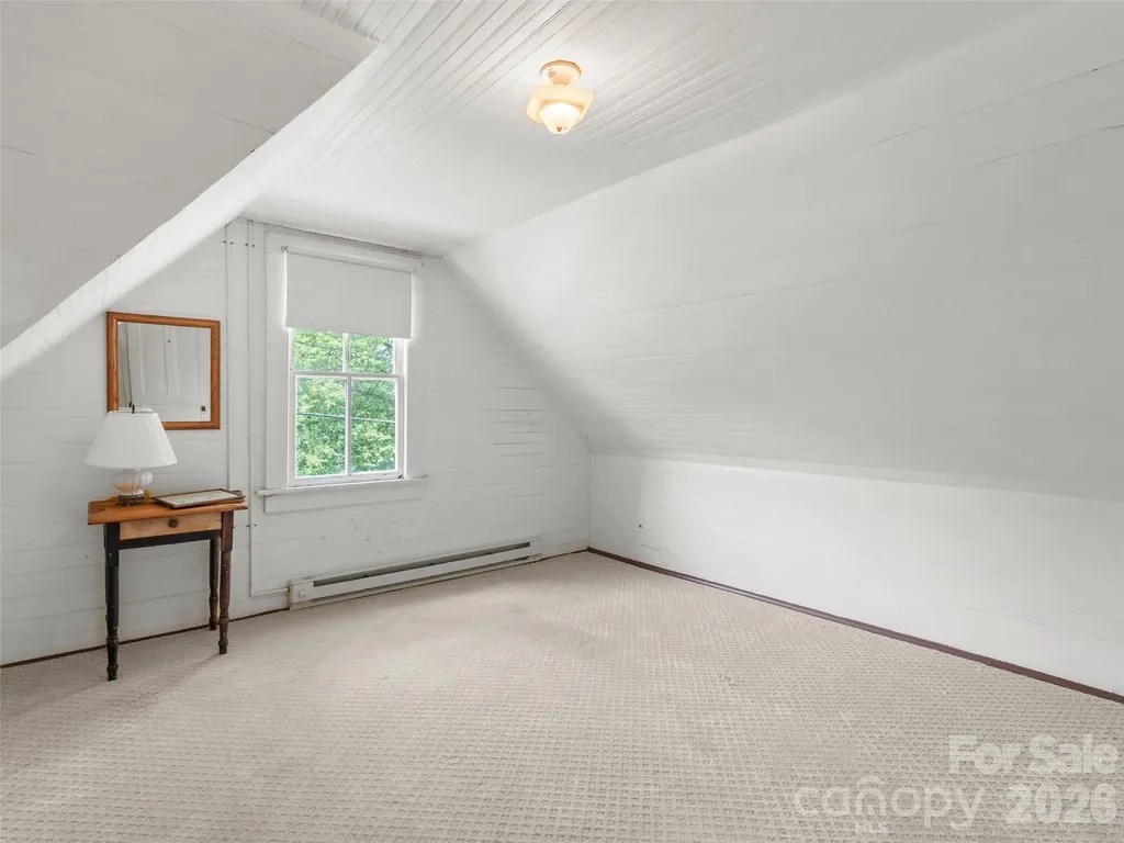 54 Louisiana Avenue Saluda NC 28773