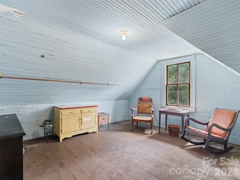 54 Louisiana Avenue Saluda NC 28773
