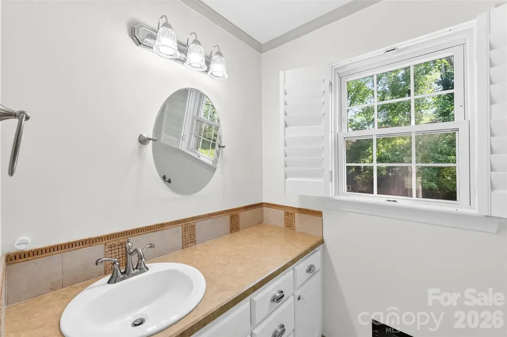 8127 Prince George Road Charlotte NC 28210