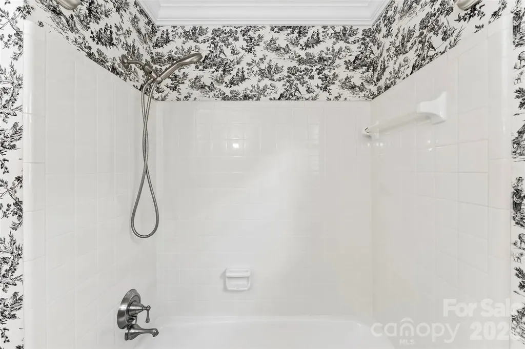 8127 Prince George Road Charlotte NC 28210