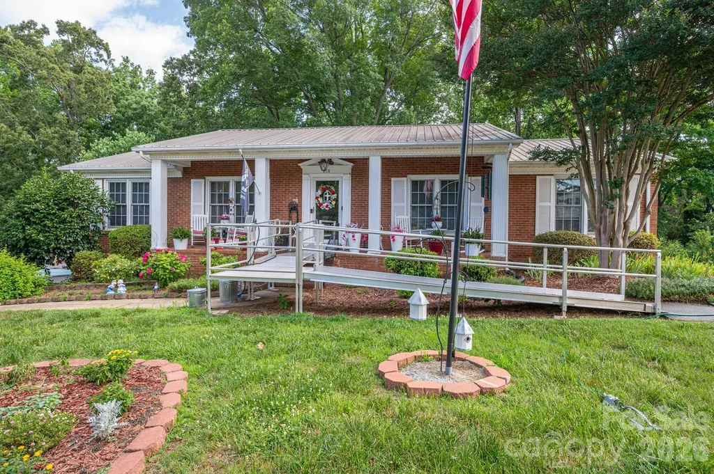 818 Hill Street Shelby NC 28152