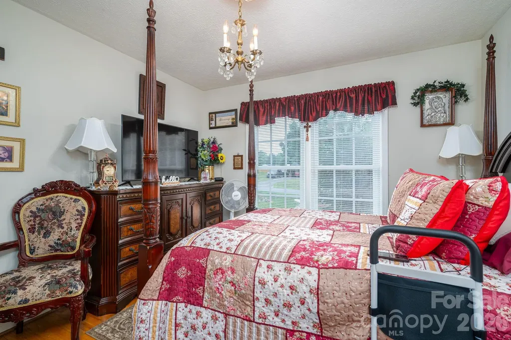 818 Hill Street Shelby NC 28152