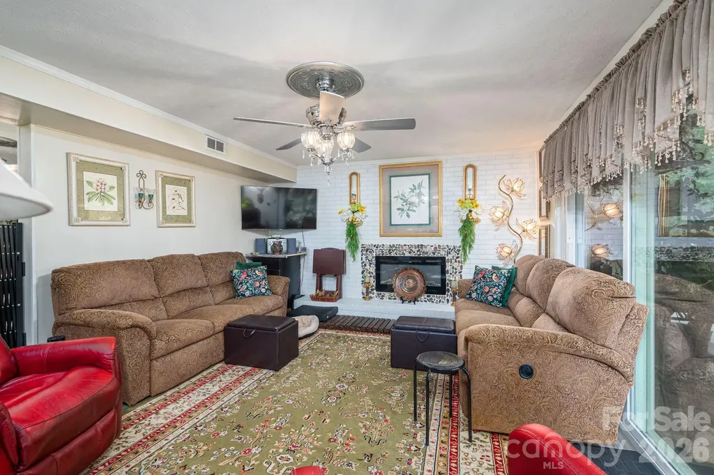 818 Hill Street Shelby NC 28152