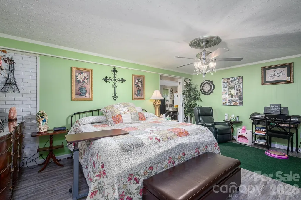 818 Hill Street Shelby NC 28152