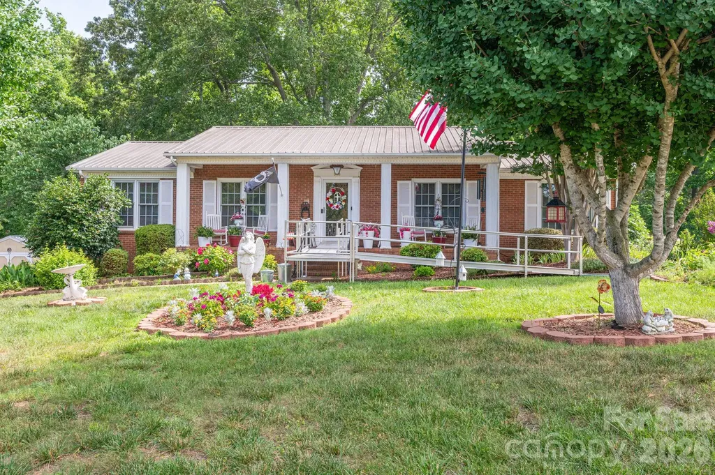 818 Hill Street Shelby NC 28152