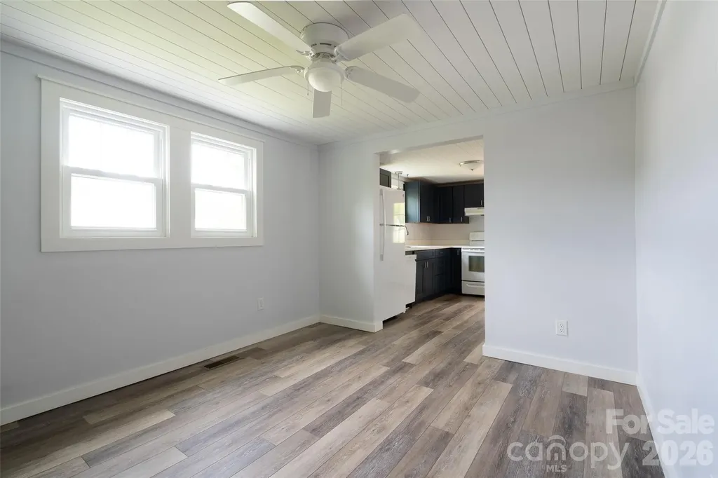 250 Oakdale Street Brevard NC 28712