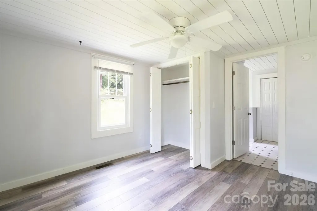 250 Oakdale Street Brevard NC 28712