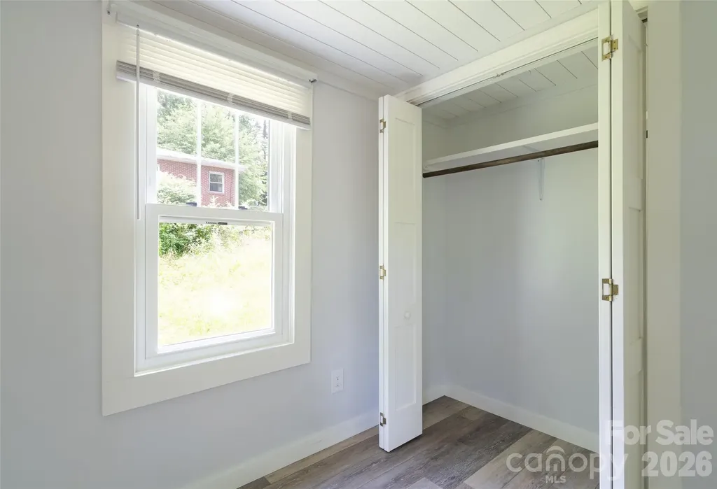 250 Oakdale Street Brevard NC 28712