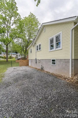 250 Oakdale Street Brevard NC 28712