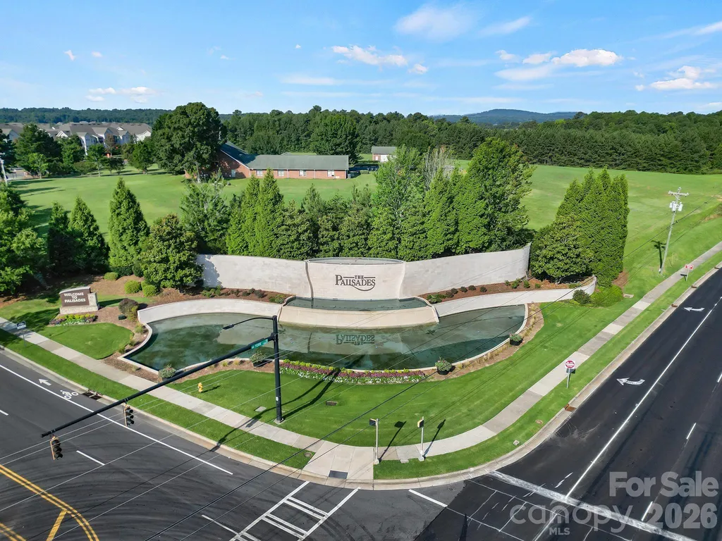 16619 Flintrock Falls Lane Charlotte NC 28278