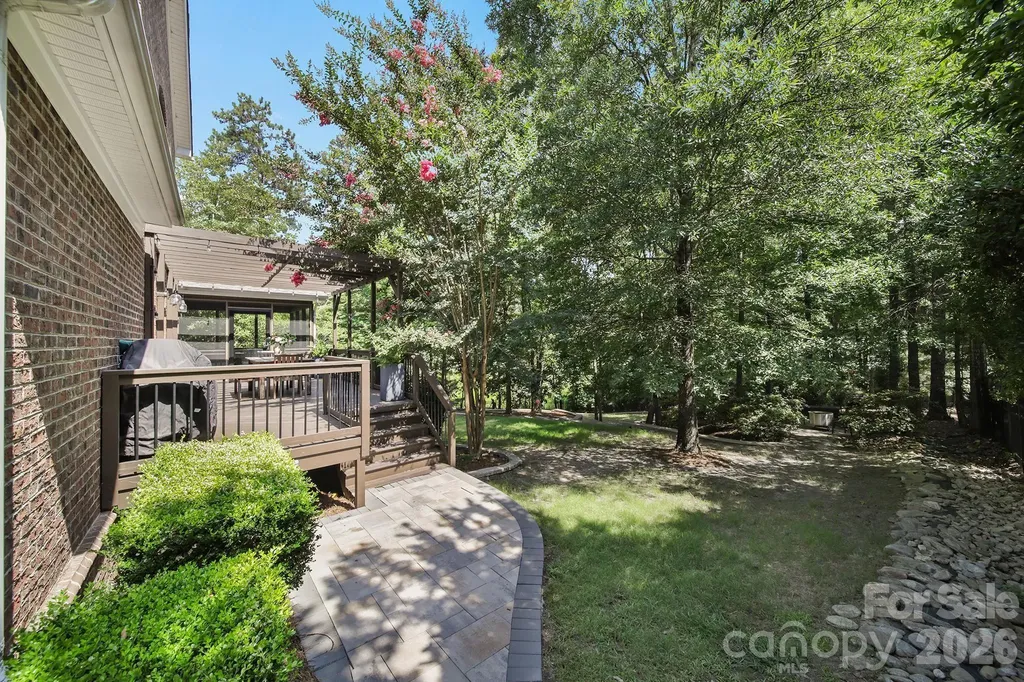 16619 Flintrock Falls Lane Charlotte NC 28278
