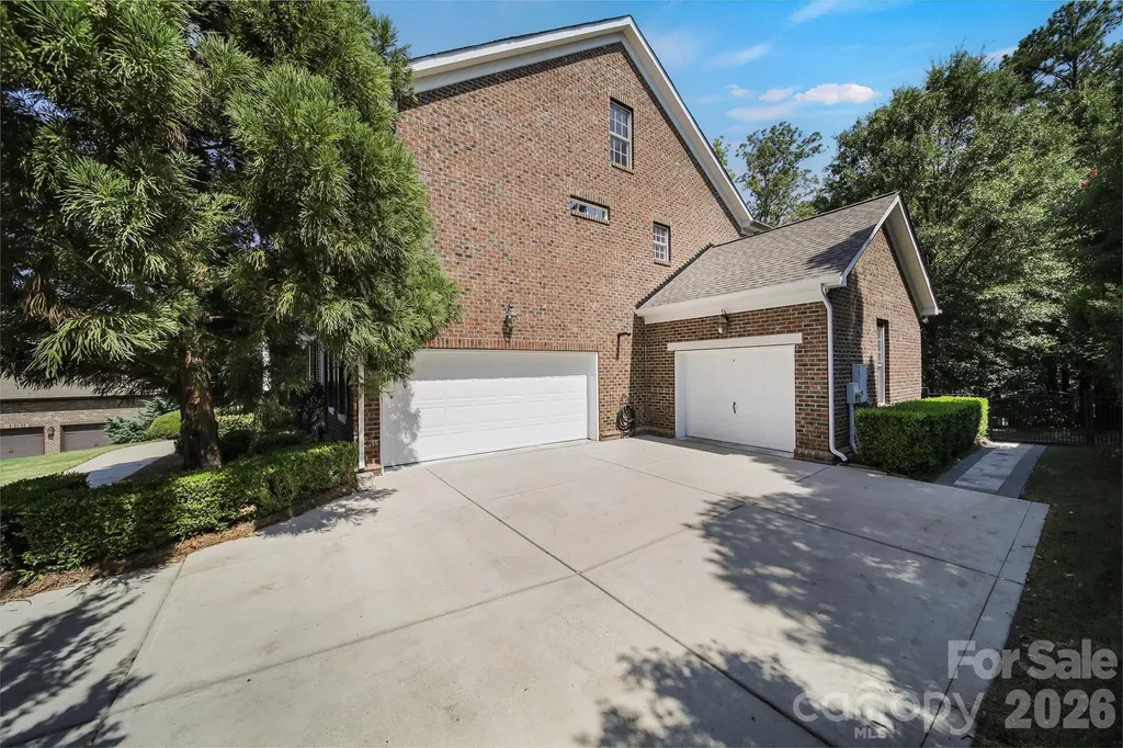 16619 Flintrock Falls Lane Charlotte NC 28278