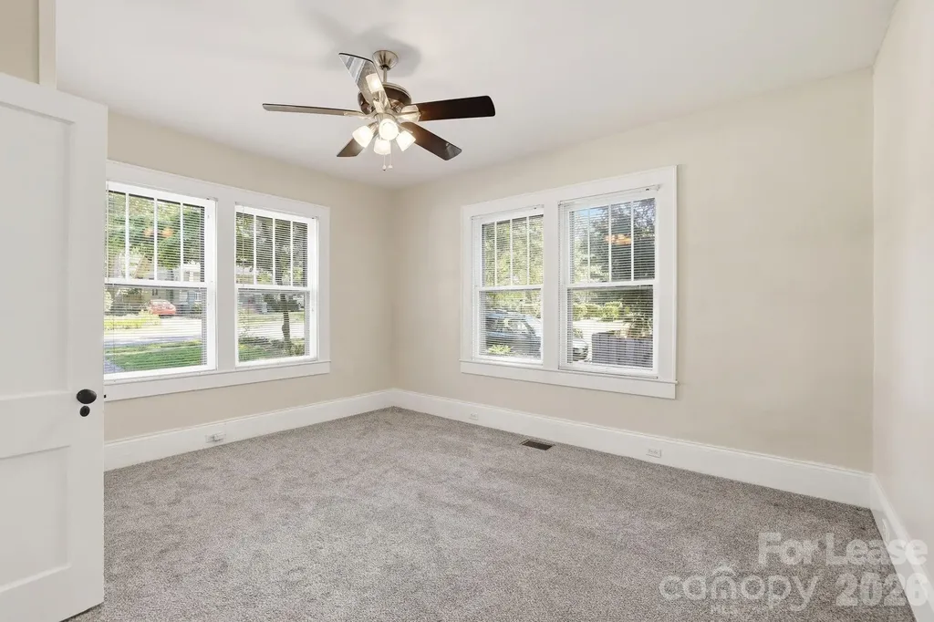 525 W Third Avenue Gastonia NC 28052