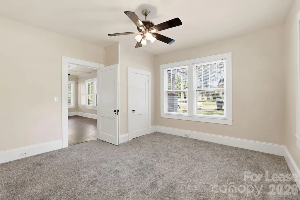 525 W Third Avenue Gastonia NC 28052