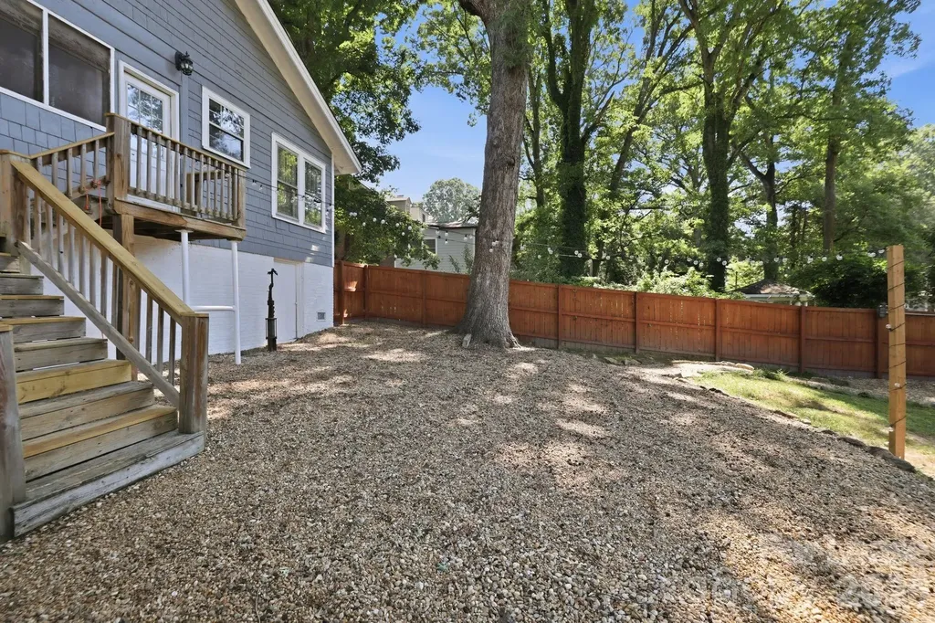 525 W Third Avenue Gastonia NC 28052