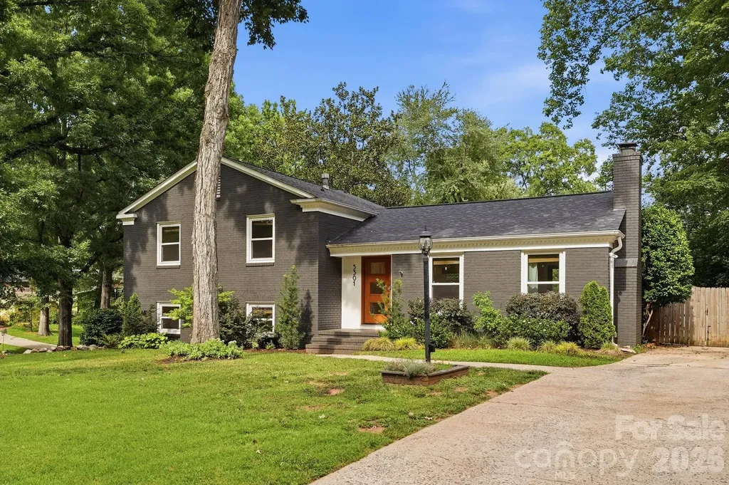 5301 Glenham Drive Charlotte NC 28210