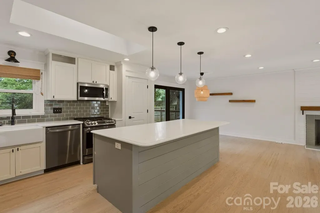 5301 Glenham Drive Charlotte NC 28210
