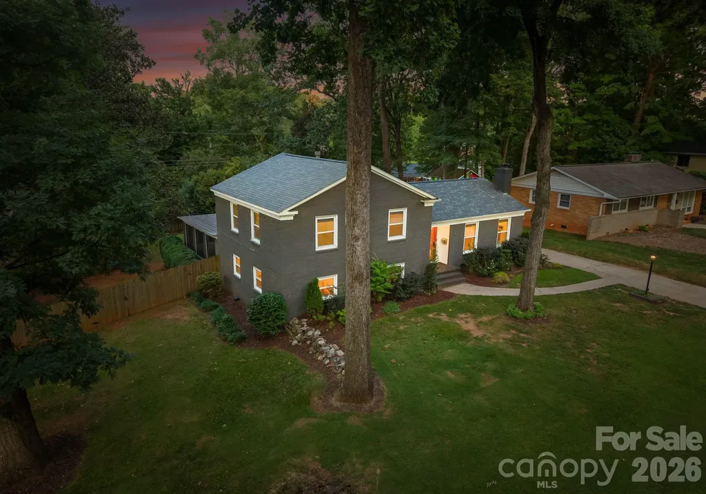 5301 Glenham Drive Charlotte NC 28210