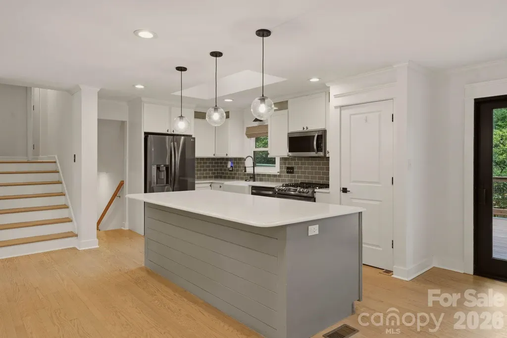 5301 Glenham Drive Charlotte NC 28210