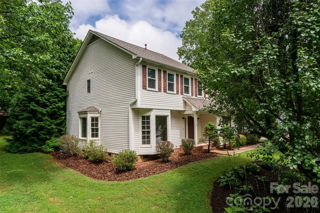 204 Windsor Forest Circle Fletcher NC 28732