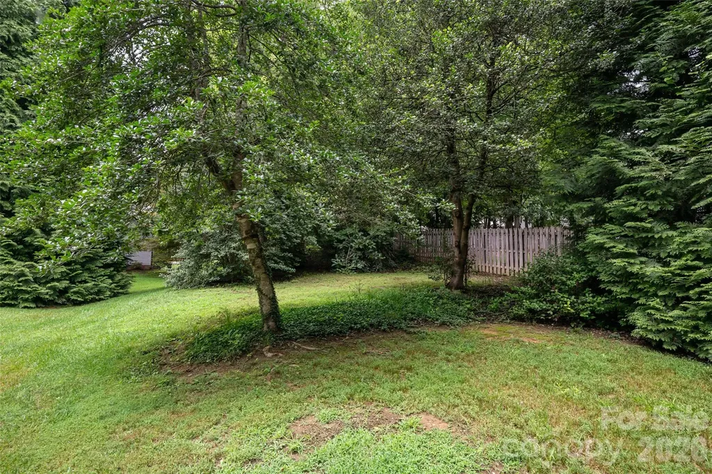 204 Windsor Forest Circle Fletcher NC 28732