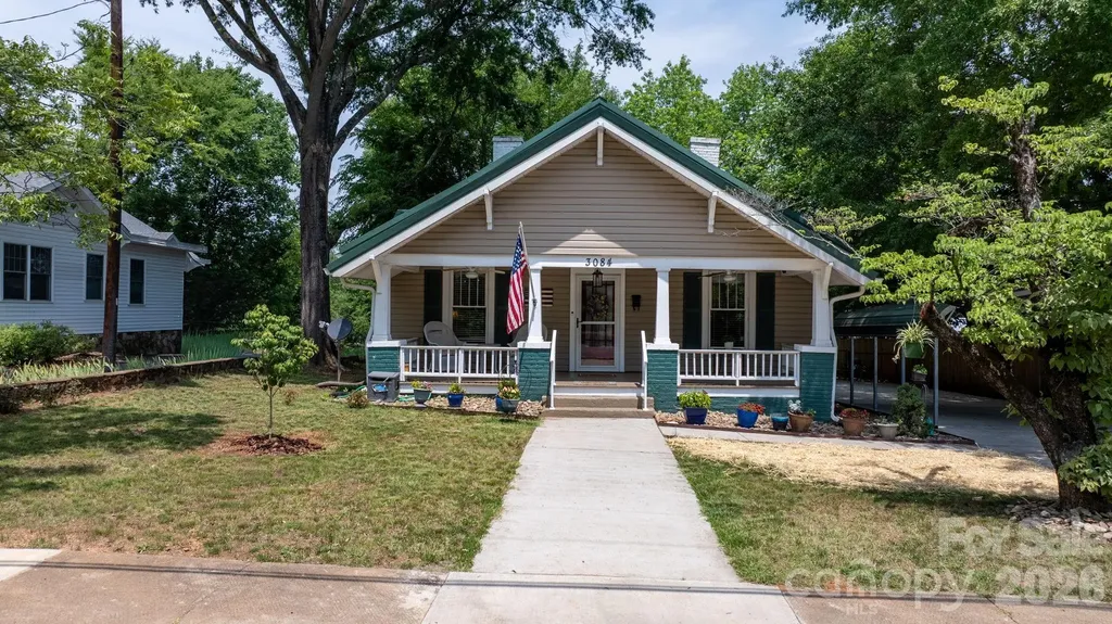 3084 W Main Street Claremont NC 28610