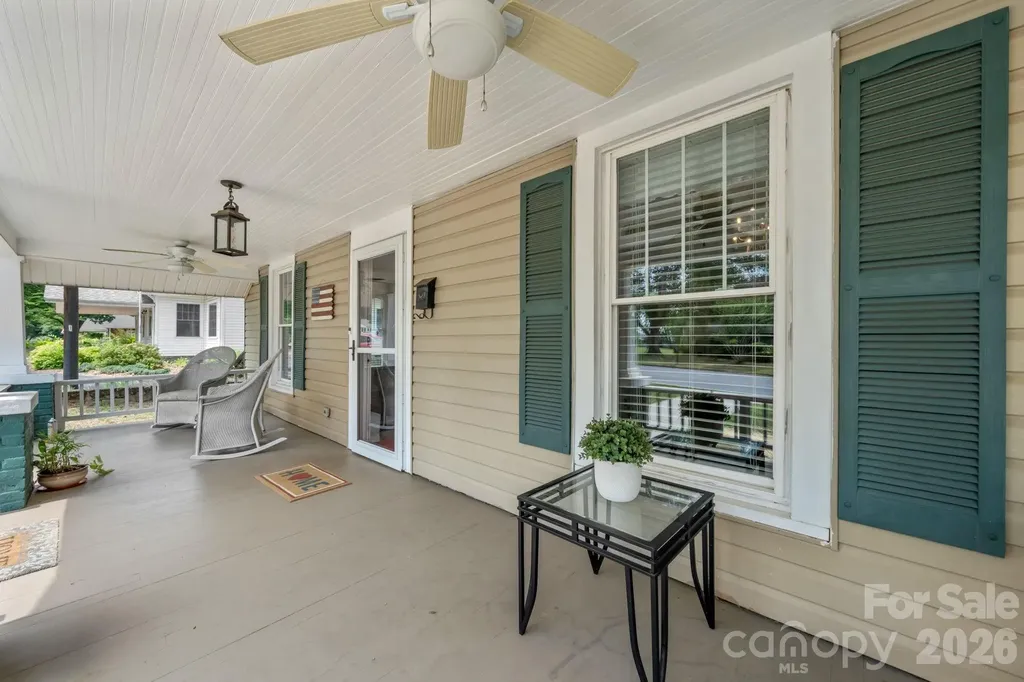 3084 W Main Street Claremont NC 28610
