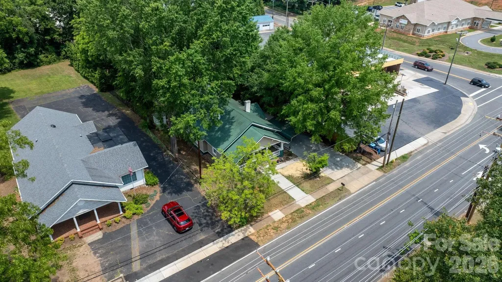 3084 W Main Street Claremont NC 28610