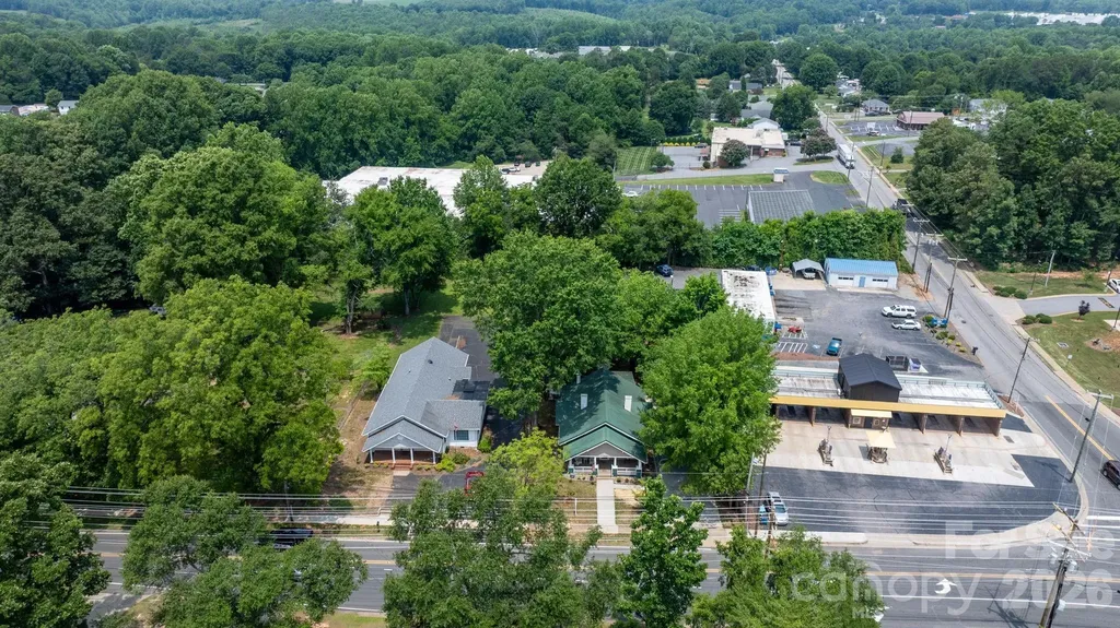 3084 W Main Street Claremont NC 28610