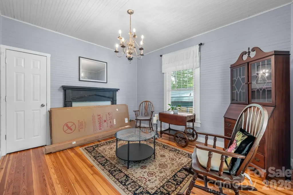 3084 W Main Street Claremont NC 28610