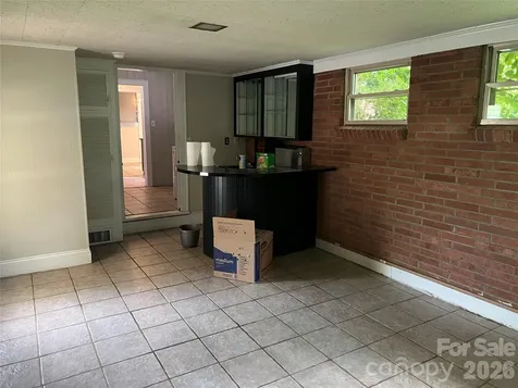 2171 6th Street NE Hickory NC 28601