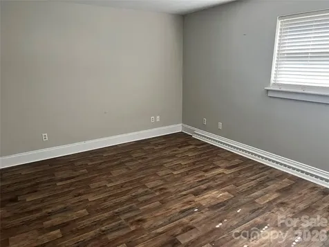 2171 6th Street NE Hickory NC 28601