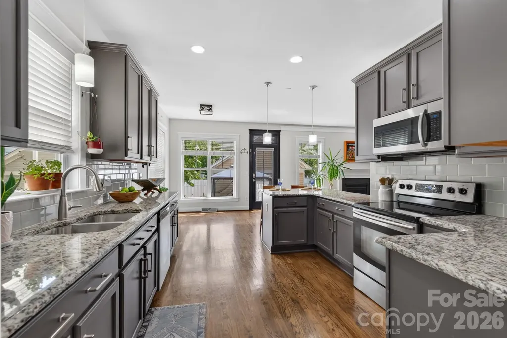 10102 Tolleson Avenue Charlotte NC 28277