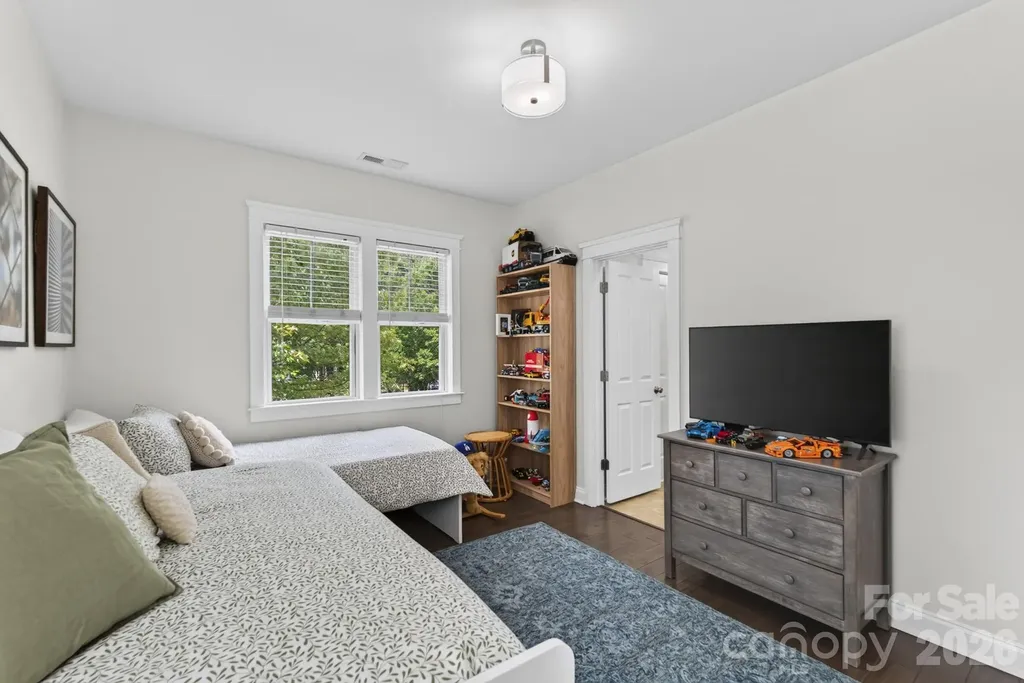 10102 Tolleson Avenue Charlotte NC 28277