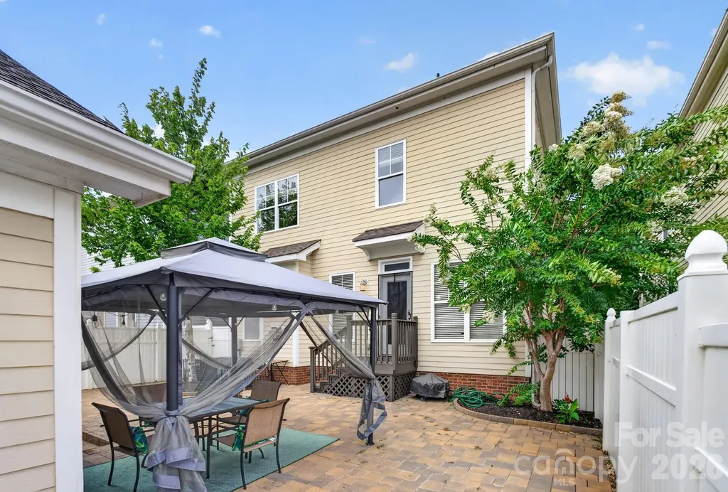10102 Tolleson Avenue Charlotte NC 28277